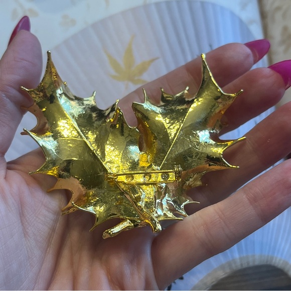 Vintage Large Gold Double Leaf Autumn Leaves Nature Inspired Brooch - Picture 6 of 8